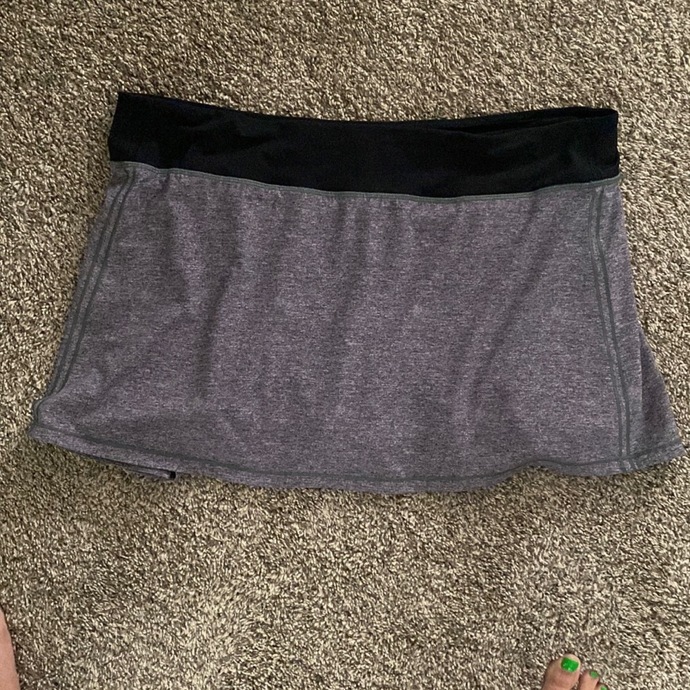 Lululemon tennis skirt with shorts. Grey and black.